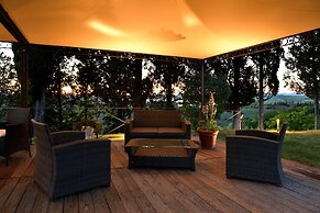 Porsenna Resort