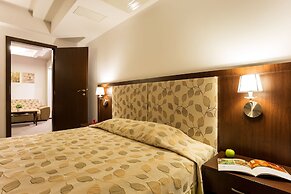 Earth and People Hotel & Spa