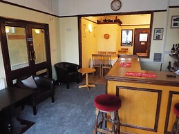 Maluth Lodge