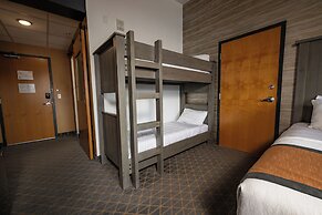 Pier B Resort