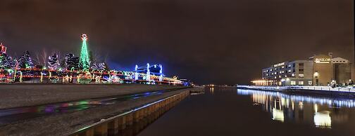 Pier B Resort