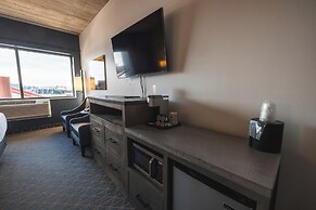 Pier B Resort