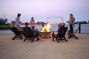 Pier B Resort