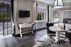 Pepoli9 Design Suites in Rome