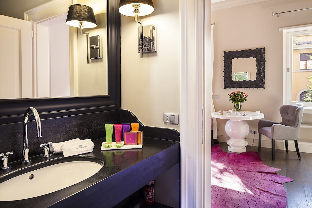 Pepoli9 Design Suites in Rome