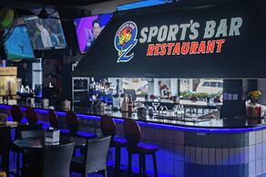 Oz Hotel & Sports Bar