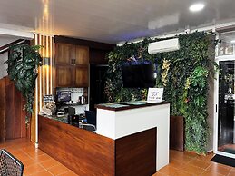 Regina Hotel