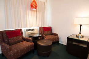 Cougar Land Motel