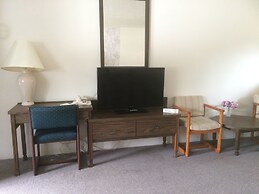 Canyon Alpine Motel