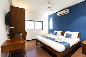 Hotel Q Deck Rooms