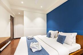 Hotel Q Deck Rooms