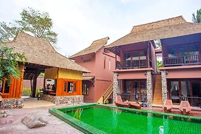Koh Tao Beach Club