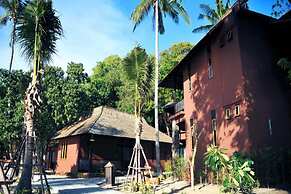 Koh Tao Beach Club