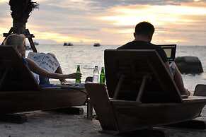 Koh Tao Beach Club