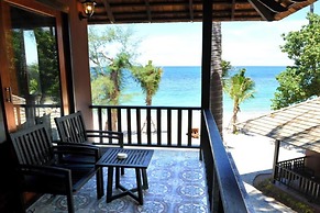 Koh Tao Beach Club