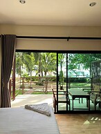 Siam Beach Resort