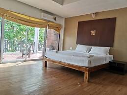 Siam Beach Resort