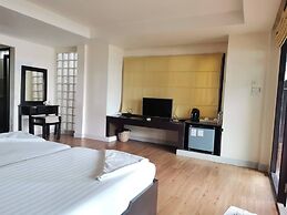 Siam Beach Resort