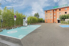Brit Hotel Confort Montauban