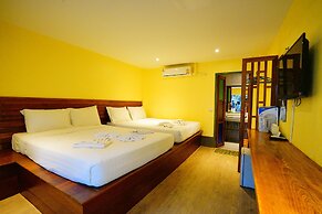 Apple Beachfront Resort