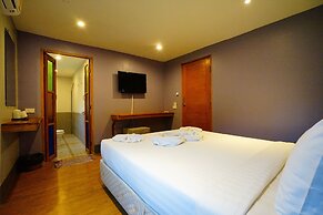 Apple Beachfront Resort