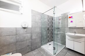 Amber Terrace Studio