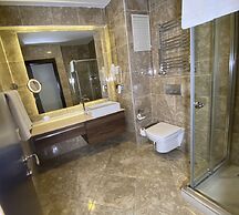 Four Doors Hotel