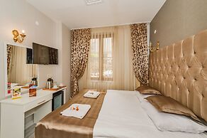 Grand Pamir Hotel