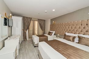 Grand Pamir Hotel