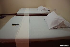 AJ Travellers Inn
