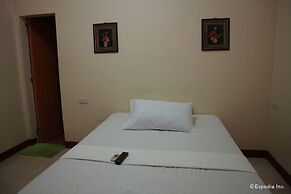 AJ Travellers Inn