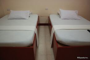 AJ Travellers Inn