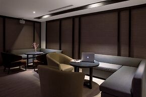Platinum Hotel