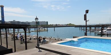 HULL Osaka Hokko Marina