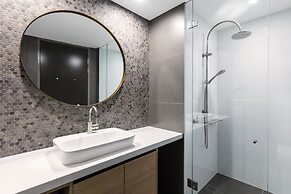 Vibe Hotel Canberra