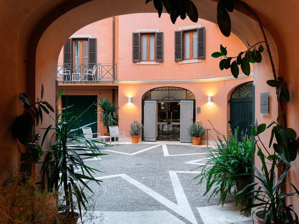 Unica Suites Rome