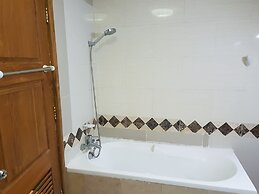 Zabu Thiri Hotel