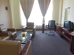 Zabu Thiri Hotel