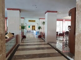 Zabu Thiri Hotel