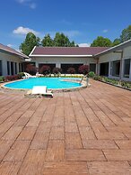 Zabu Thiri Hotel