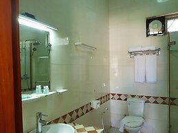 Zabu Thiri Hotel