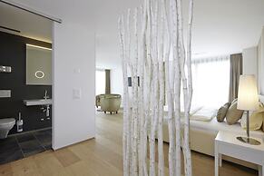 Hotel AVA
