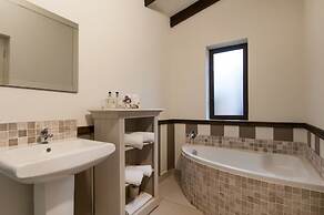 Onse Khaya Lodging and Conferencing