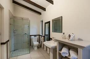 Onse Khaya Lodging and Conferencing