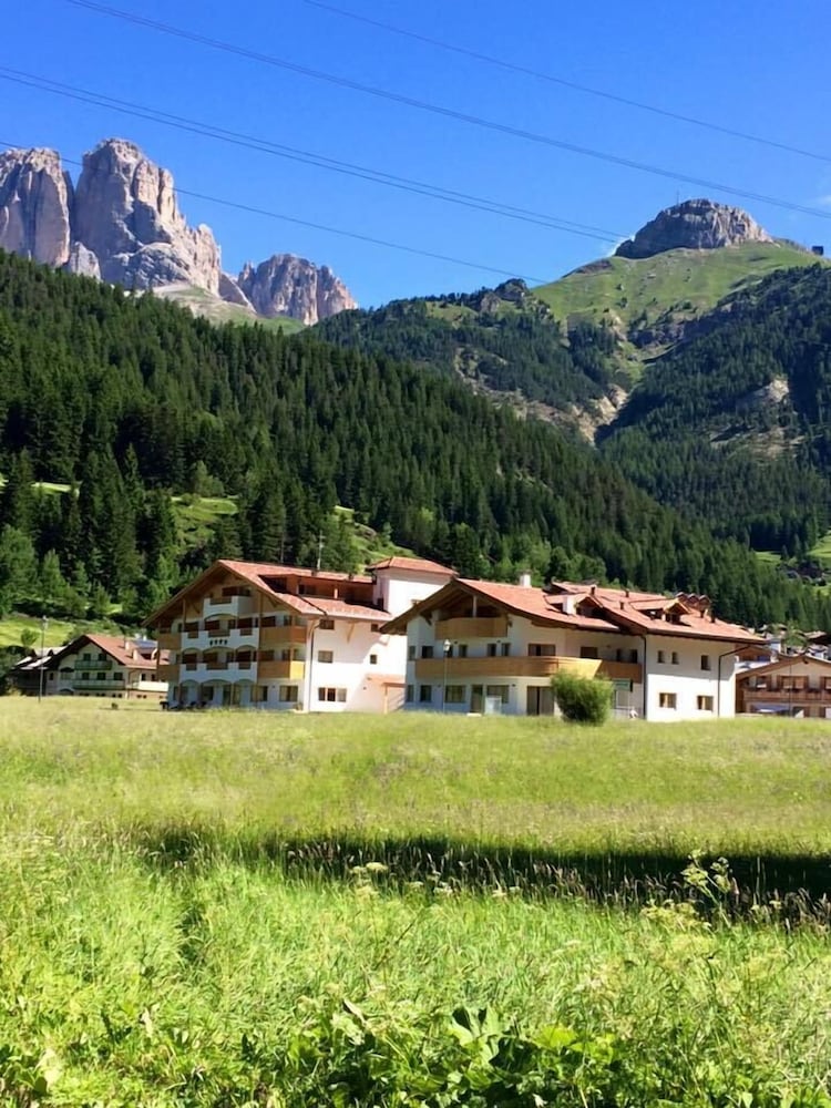 Golden Park Resort