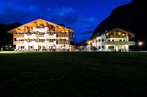 Golden Park Resort