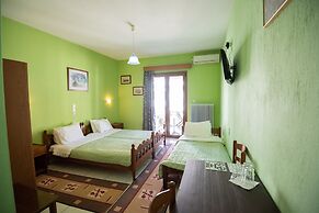 Domus Inn