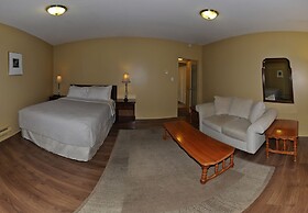 Bond Guest House