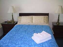 Bond Guest House