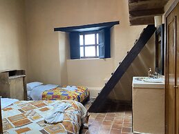 Rossco Hostel